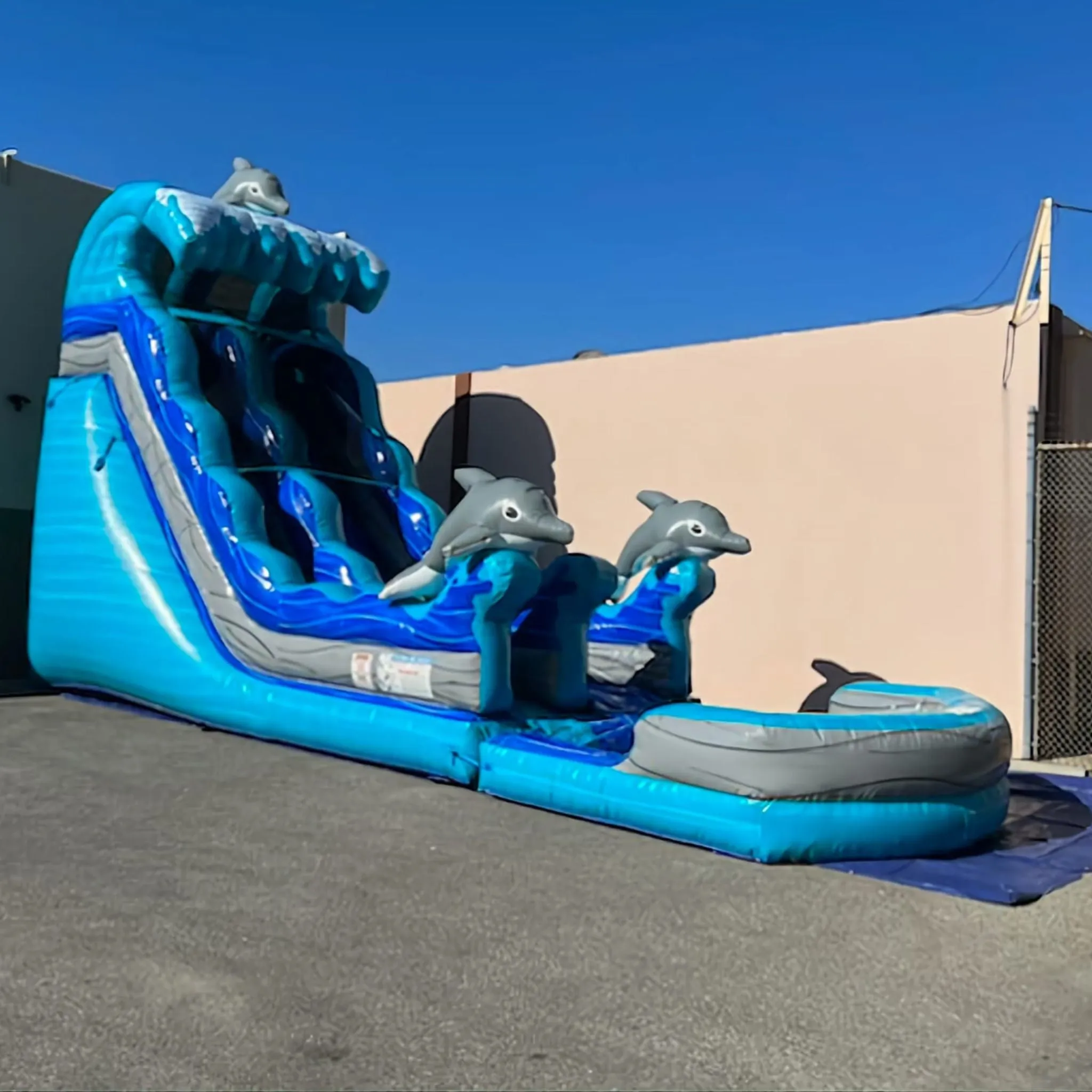 19' Dolphin Wave Wet and Dry Slide