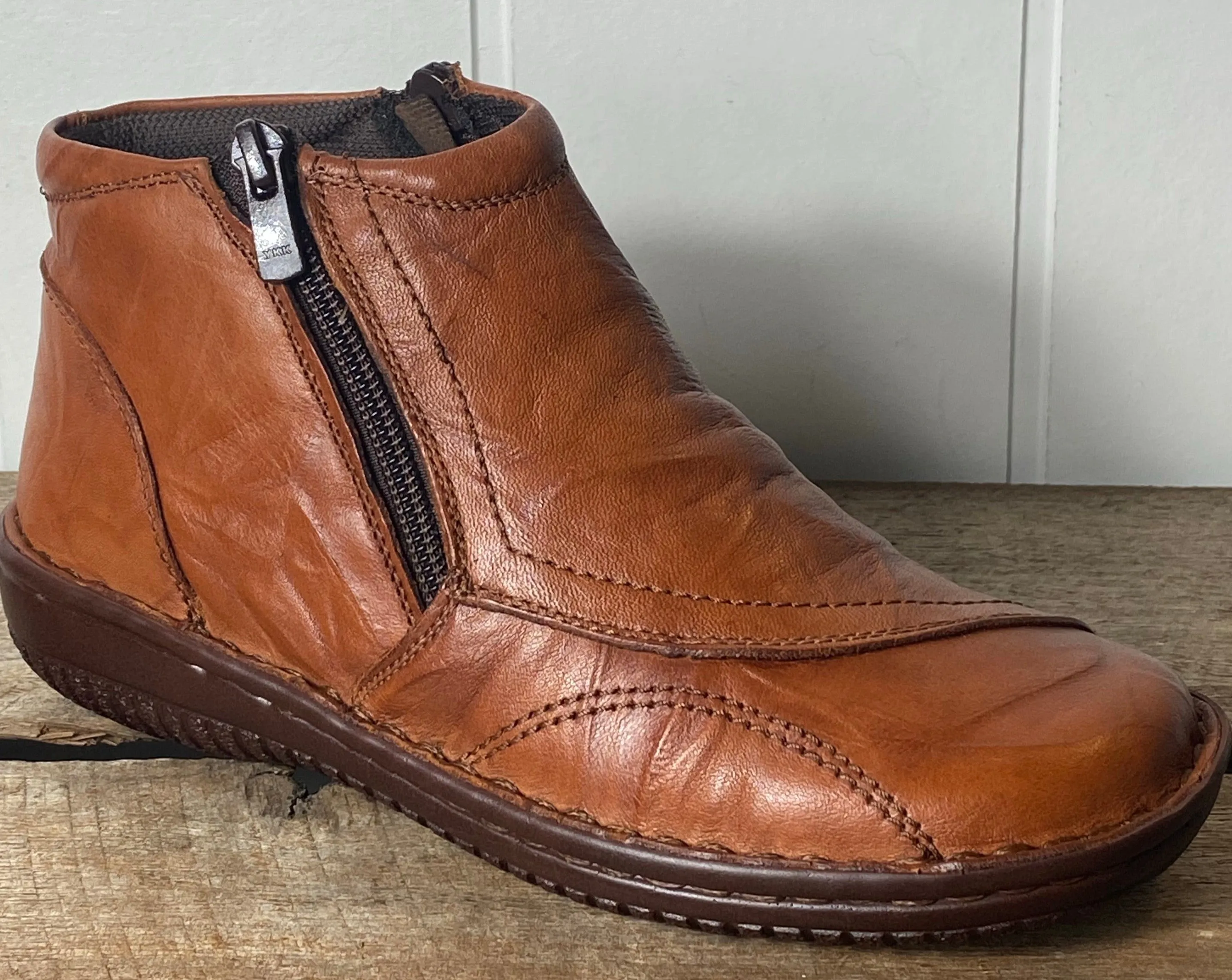 5250-27 Tan