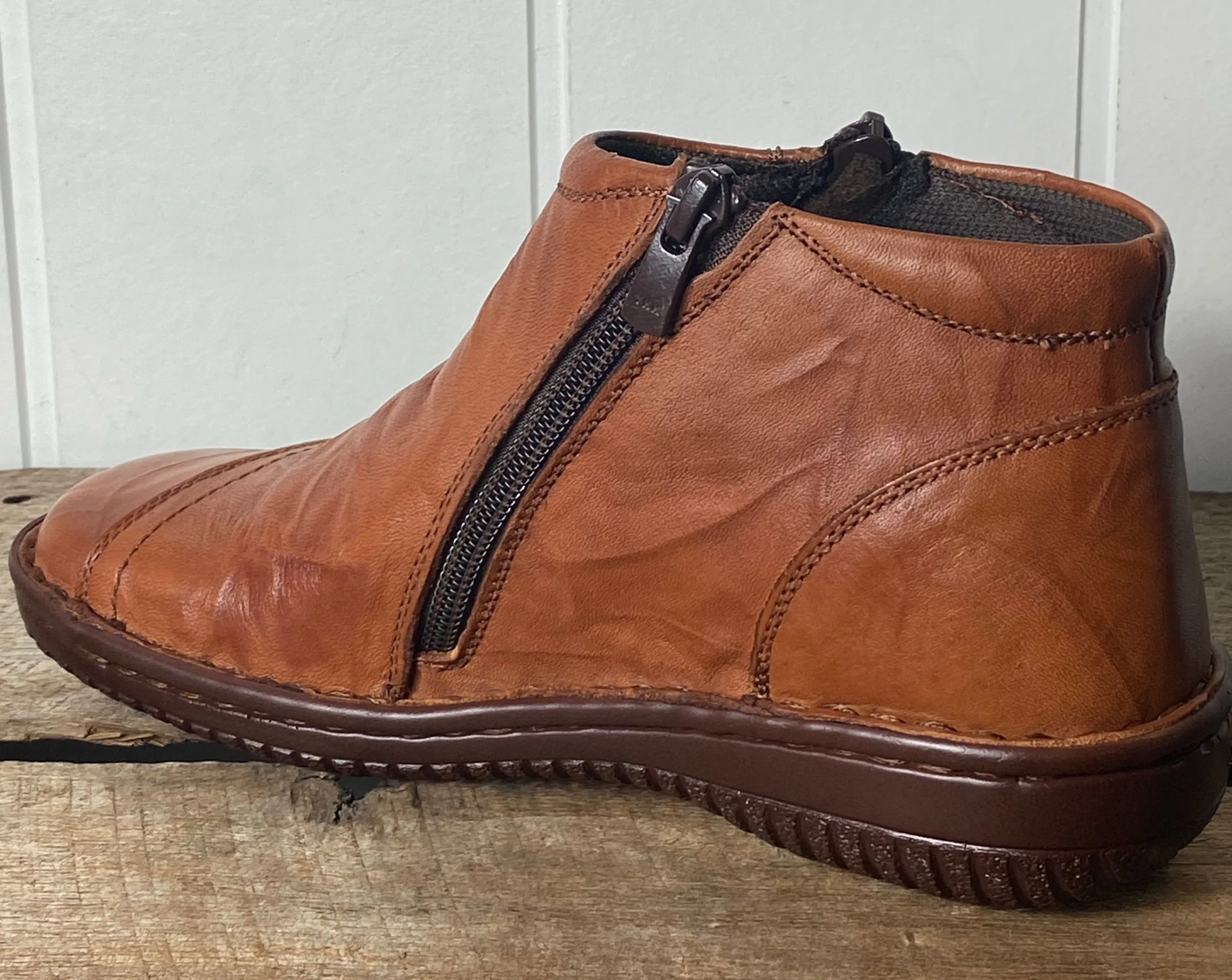 5250-27 Tan