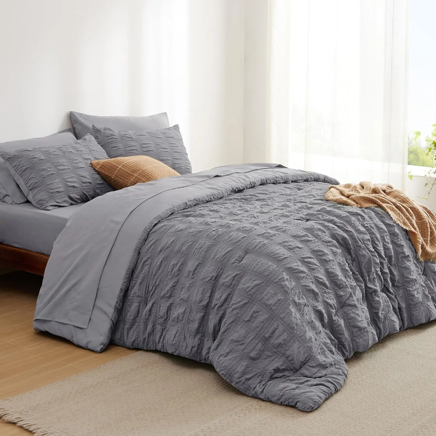 Bedsure Bed in a Bag Queen - 7 Pieces Plaid Seersucker Bedding Comforter Sets, Soft Lightweight Grey Boho Bed Set with Comforters Queen Size, Sheets, Pillowcases & Shams