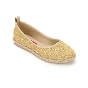 Beige Voyage Round Toe Yellow
