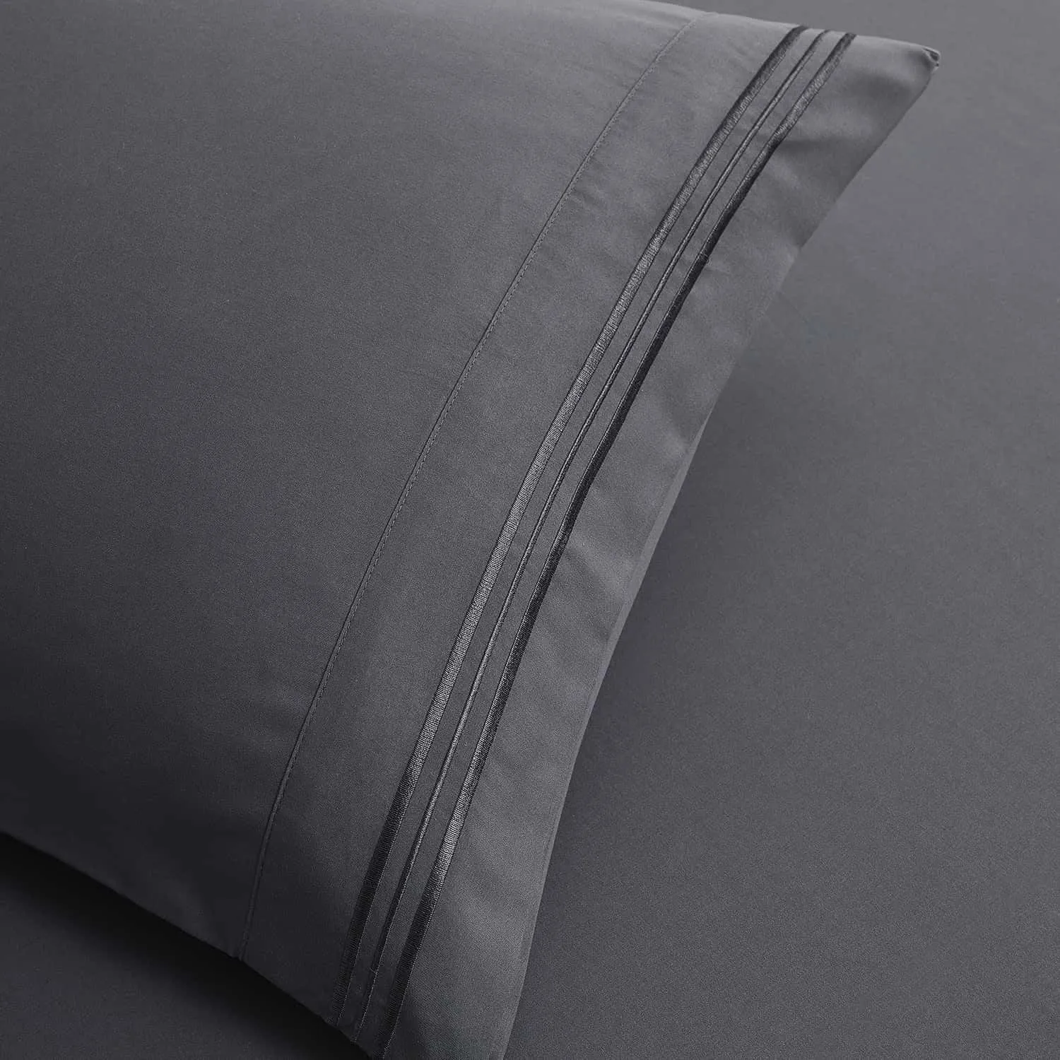 Clara Clark RV Queen Sheets, 6 Piece RV Sheets Set - Hotel Luxury Sheets for RV Bunks, Super Soft Bedding Set, Short Queen,Charcoal Gray