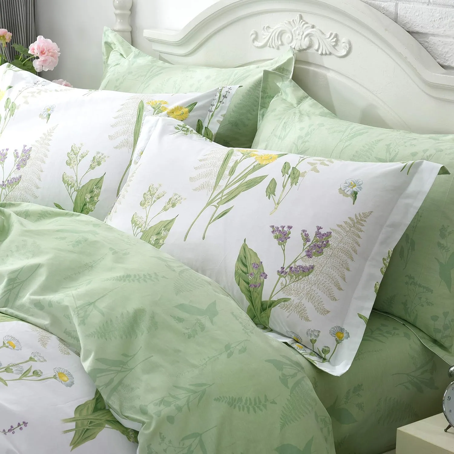 FADFAY Duvet Cover Set Queen Shabby Green Daisy and Lavender Flowers 100% Cotton with Hidden Zipper Closure 3-Piece:1 Duvet Cover & 2 Pillowcases Queen Size