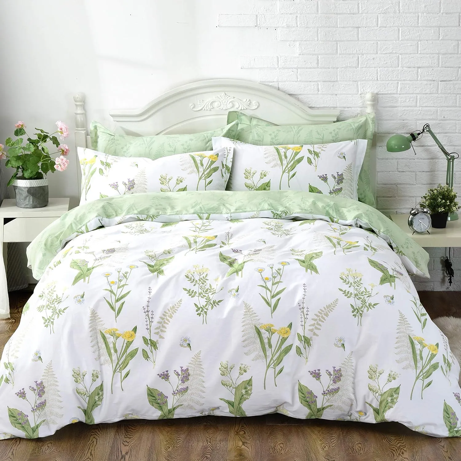 FADFAY Duvet Cover Set Queen Shabby Green Daisy and Lavender Flowers 100% Cotton with Hidden Zipper Closure 3-Piece:1 Duvet Cover & 2 Pillowcases Queen Size