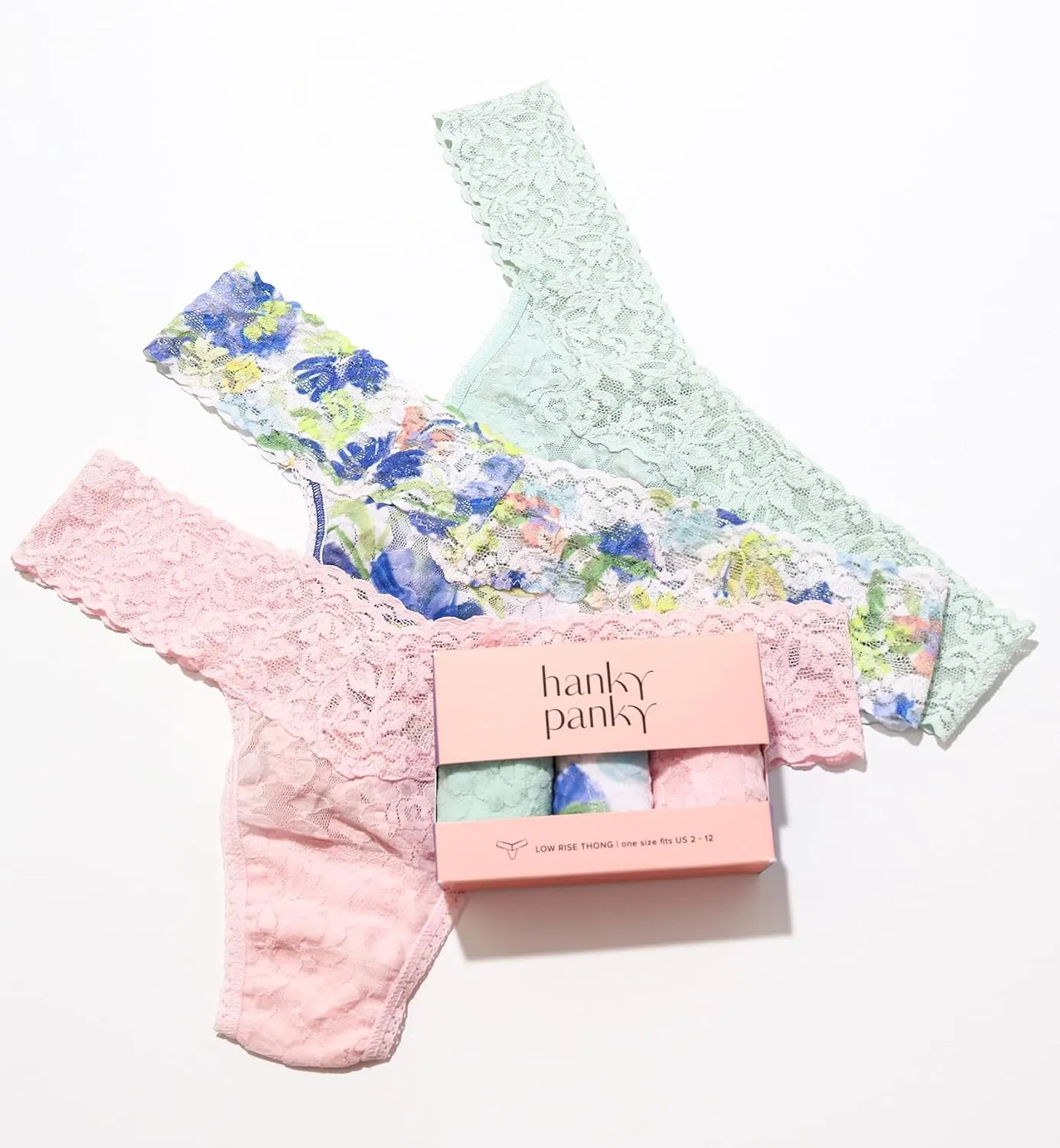 hanky panky, Signature Lace Low Rise Thong 3 Pack, One Size fits 2-12