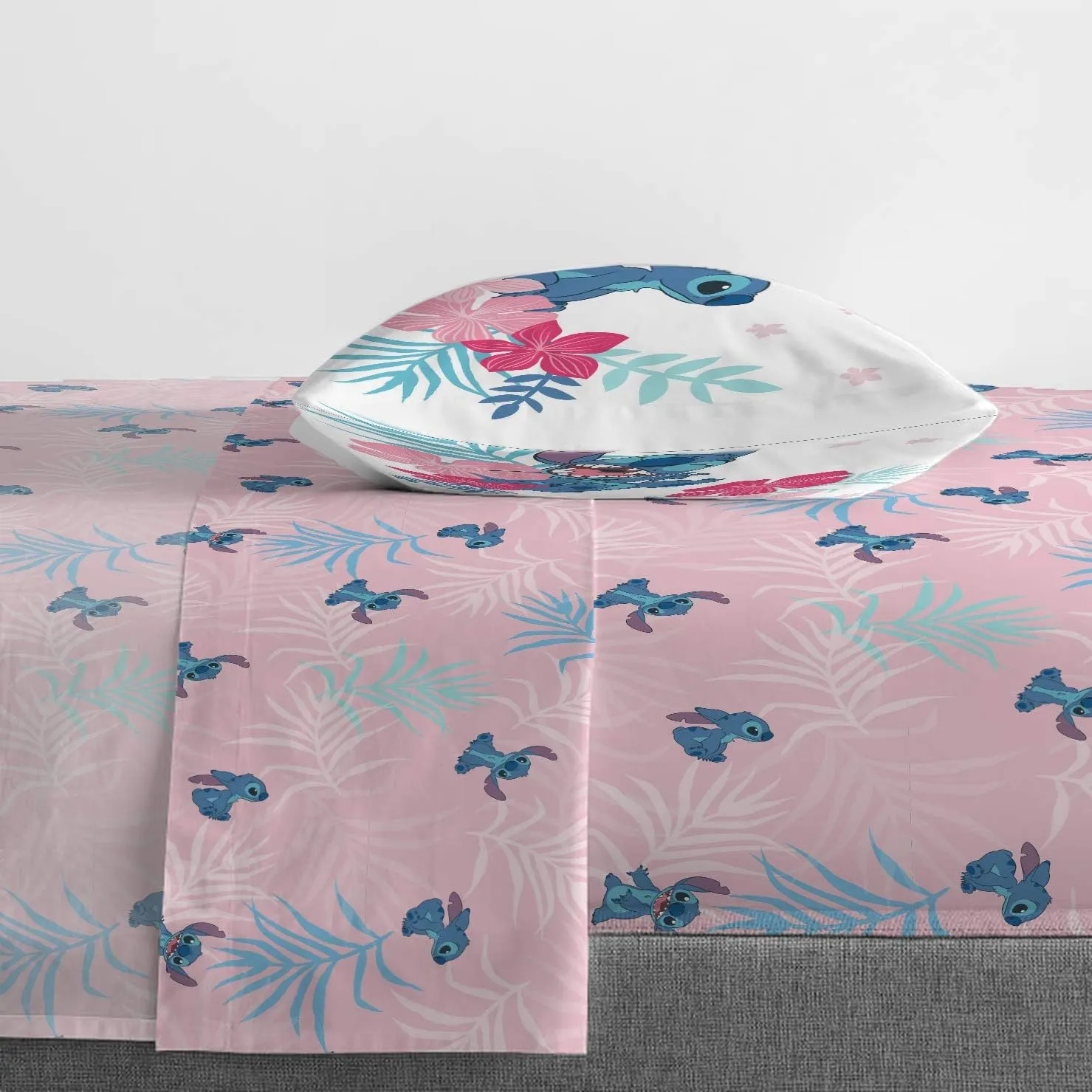 Jay Franco Disney Lilo & Stitch Paradise Dream 5 Piece Twin Bed Set - Includes Reversible Comforter & Sheet Set Bedding - Super Soft Fade Resistant Microfiber (Official Disney Product)