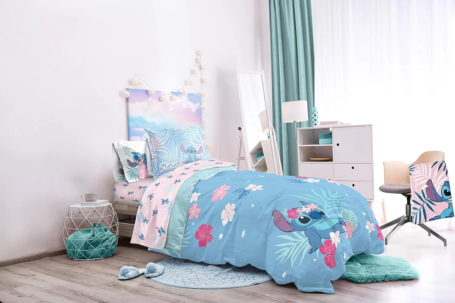 Jay Franco Disney Lilo & Stitch Paradise Dream 5 Piece Twin Bed Set - Includes Reversible Comforter & Sheet Set Bedding - Super Soft Fade Resistant Microfiber (Official Disney Product)