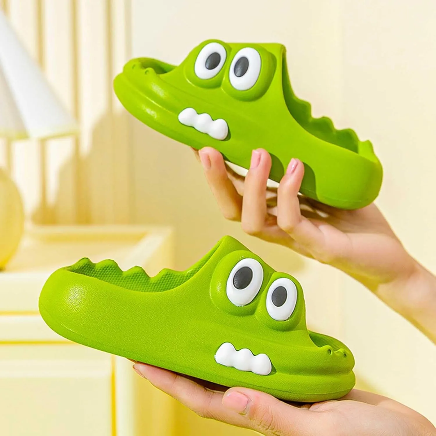 Kids House Slippers Boys Girls Cute Cartoon Animal Non-slip Water Shoes Unisex Child Comfy Quick Dry Summer Shower Sandals for Indoor Bathroom Outdoor Beach Swimming Pool