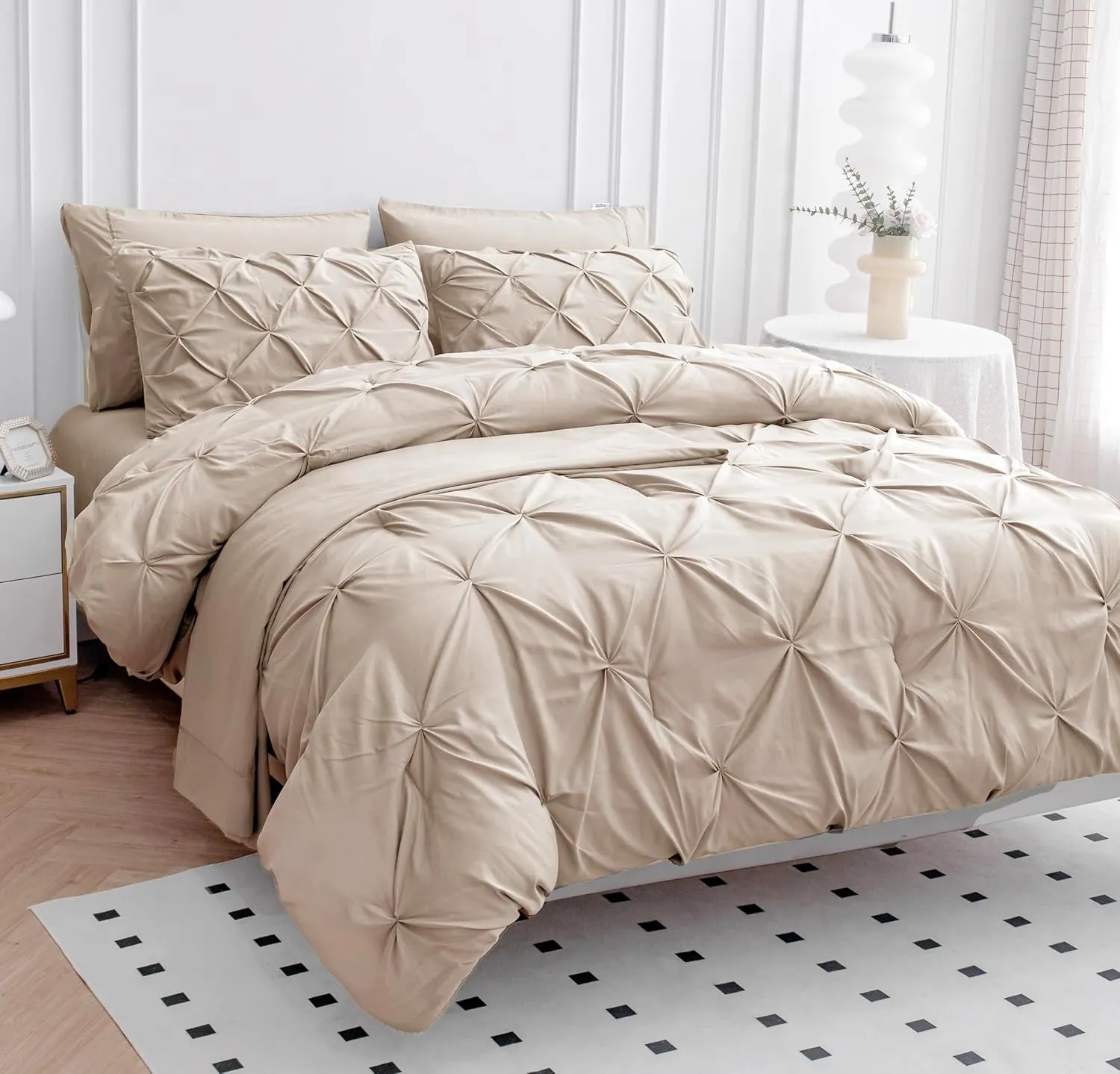 LANE LINEN Full Comforter Set – 7 Piece Bed in a Bag – Pinch Pleated Full Size Bedding Set with Comforter, Flat Sheet, Fitted Sheet, Pillowcase & Sham – Soft Pintuck Bed Set, Beige