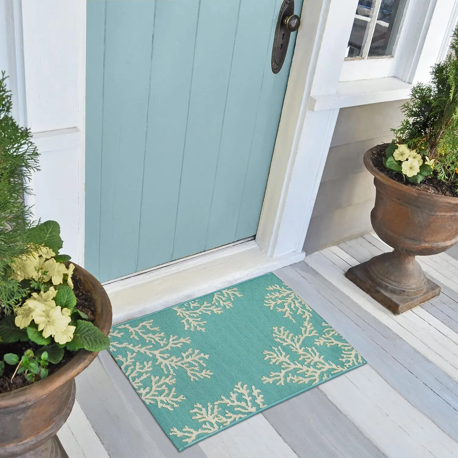 Liora Manne Esencia Machine Washable Non-Slip Low Profile Indoor/Outdoor Mat-Transitional, Coastal, Beach, Border, Coral Edge Aqua 2' x 2'10"