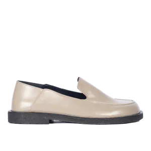 Loafer with a spacious fit
