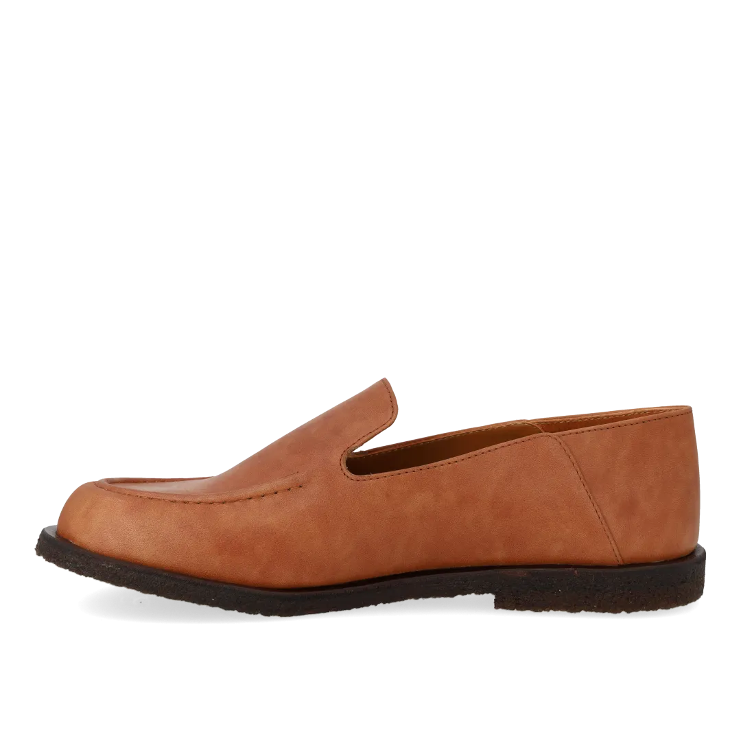 Loafer with a spacious fit