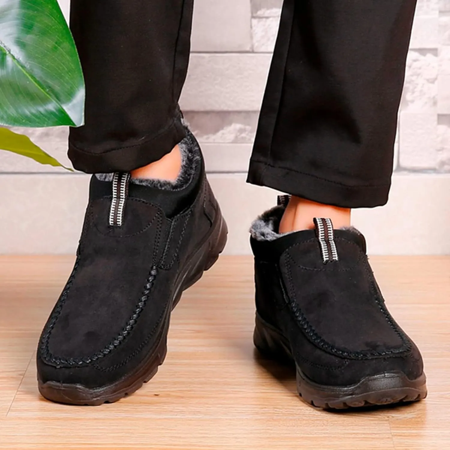 Men's Snow Boots Solid Color Flat Lazy Shoes Round Toe Slip On Ankle Booties Winter Fur Lined Sneaker Outdoor Walking Shoes