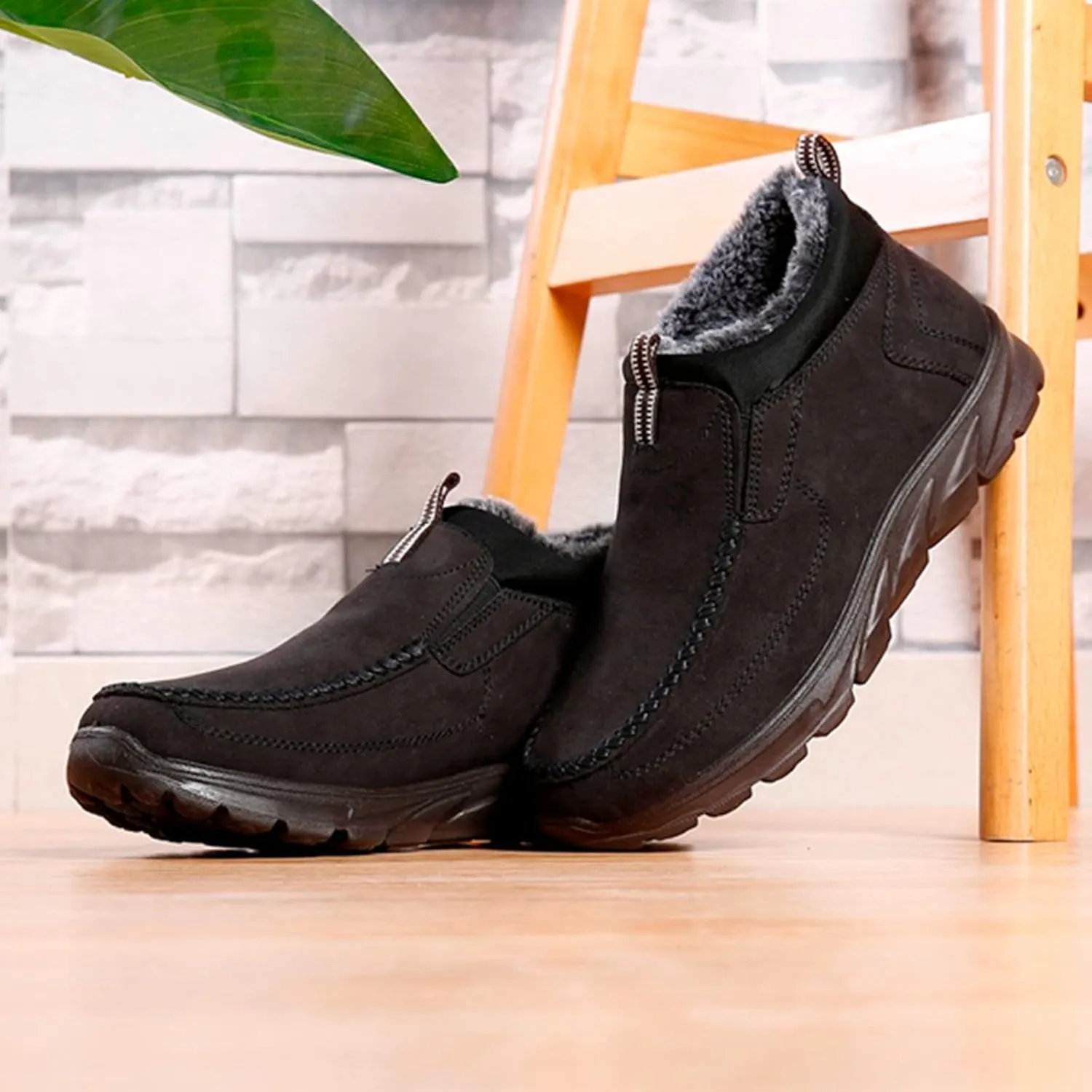 Men's Snow Boots Solid Color Flat Lazy Shoes Round Toe Slip On Ankle Booties Winter Fur Lined Sneaker Outdoor Walking Shoes