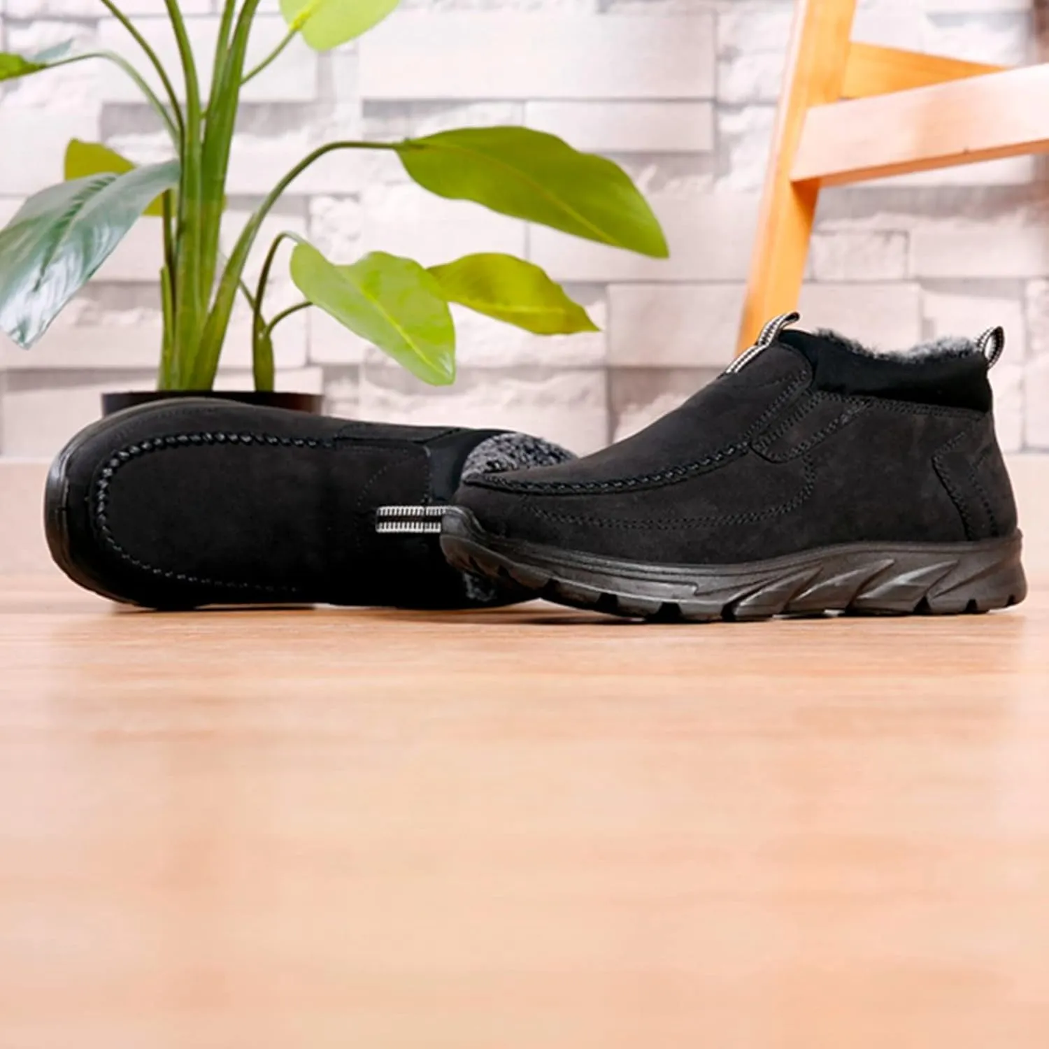 Men's Snow Boots Solid Color Flat Lazy Shoes Round Toe Slip On Ankle Booties Winter Fur Lined Sneaker Outdoor Walking Shoes