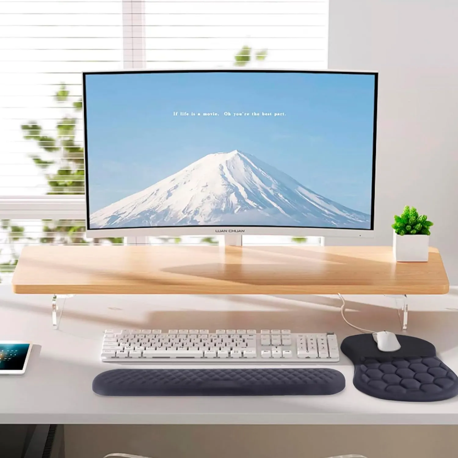 Mouse Pad Wrist Support, Laokiiy 2 in1 Keyboard Wrist Rest  Ergonomic Mouse Pad, Non-Slip Wrist Rest for Computer Keyboard, Made Easy Typing & Relieve Wrist Pain（Black