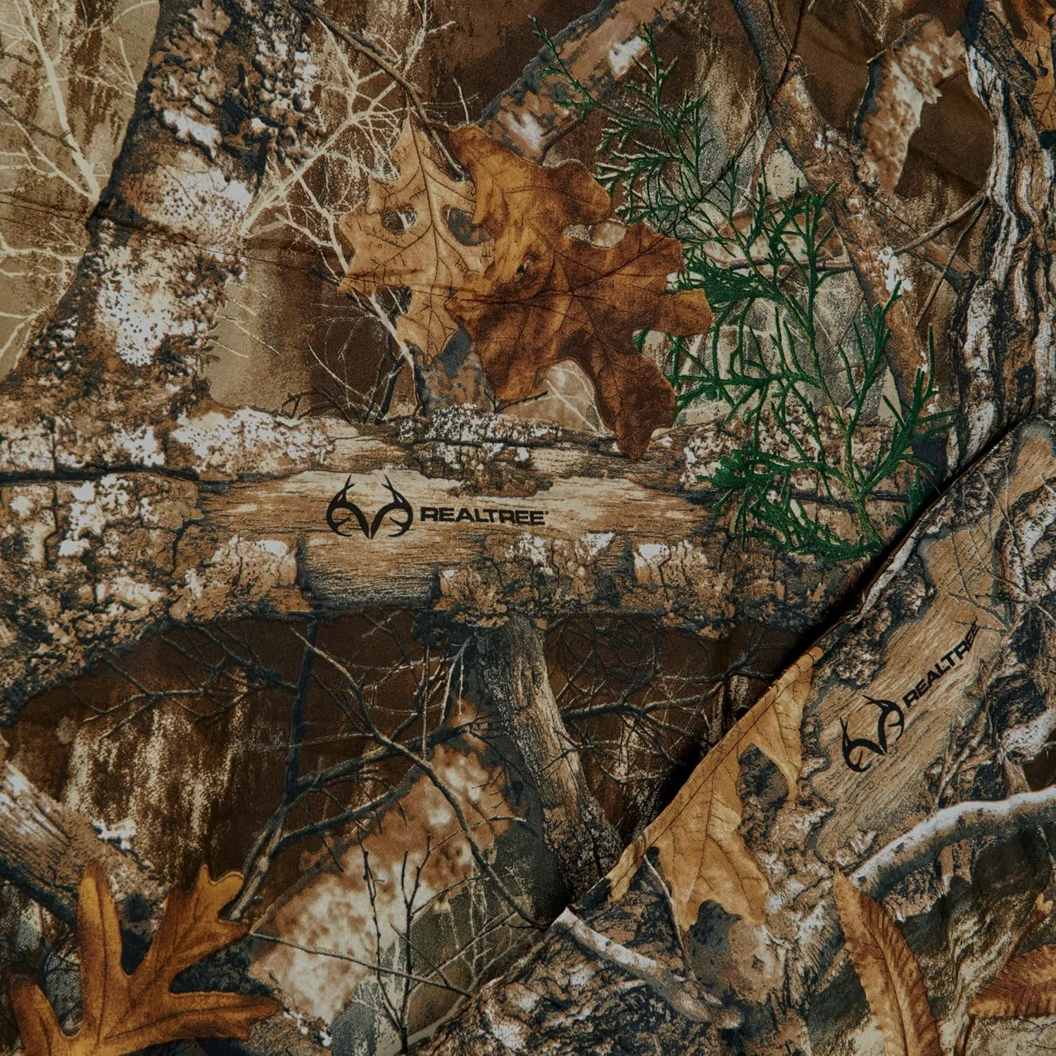 Northwest Realtree Queen Bed in a Bag Set, 1 Comforter, 1 Fitted Sheet, 1 Flat Sheet, 2 Pillowcases, All Seasons, Camo Bedding, Realtree Edge