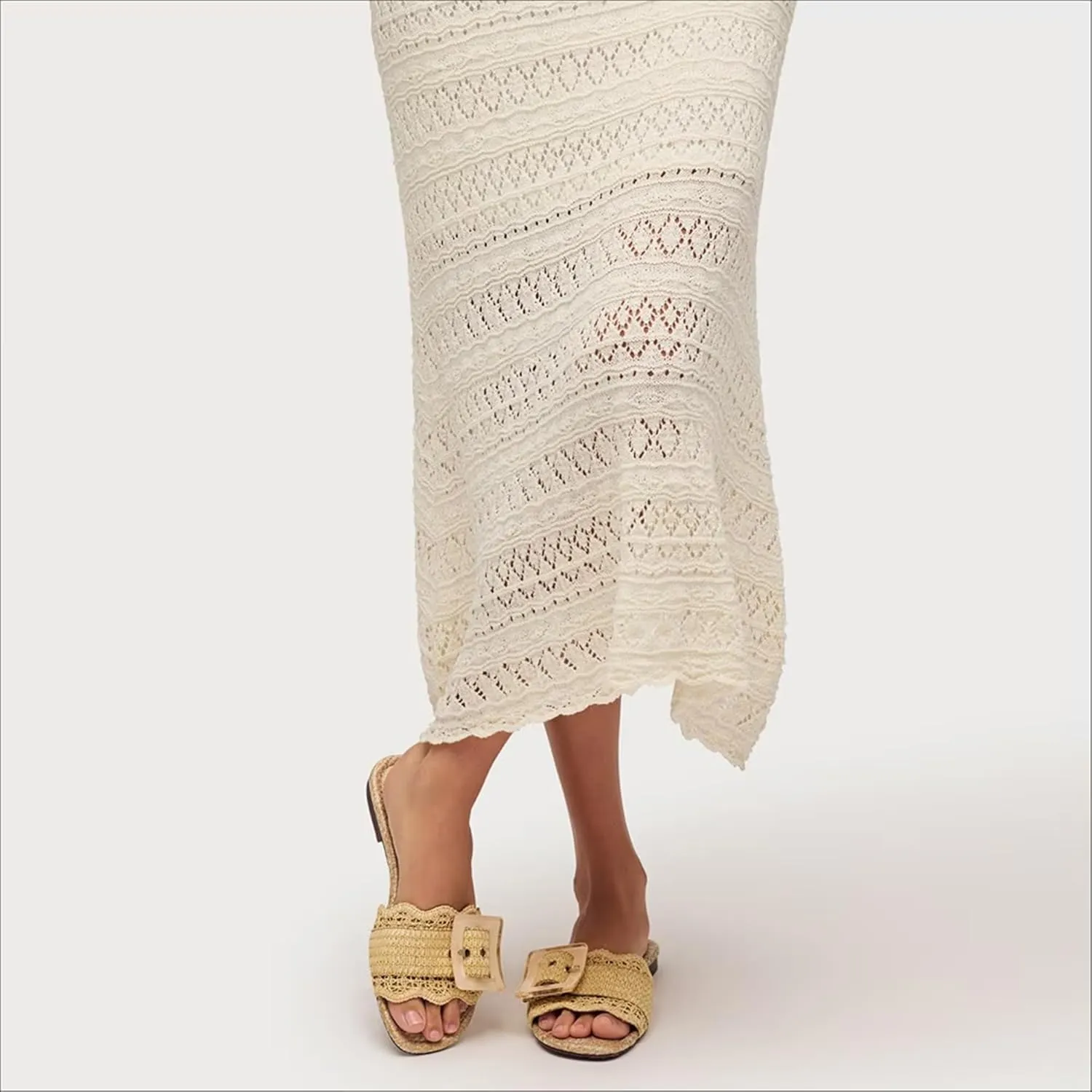 Raffia Flat Sandals for Women Woven Rattan Buckle Slide Sandals Summer Slip On Beach Sandals