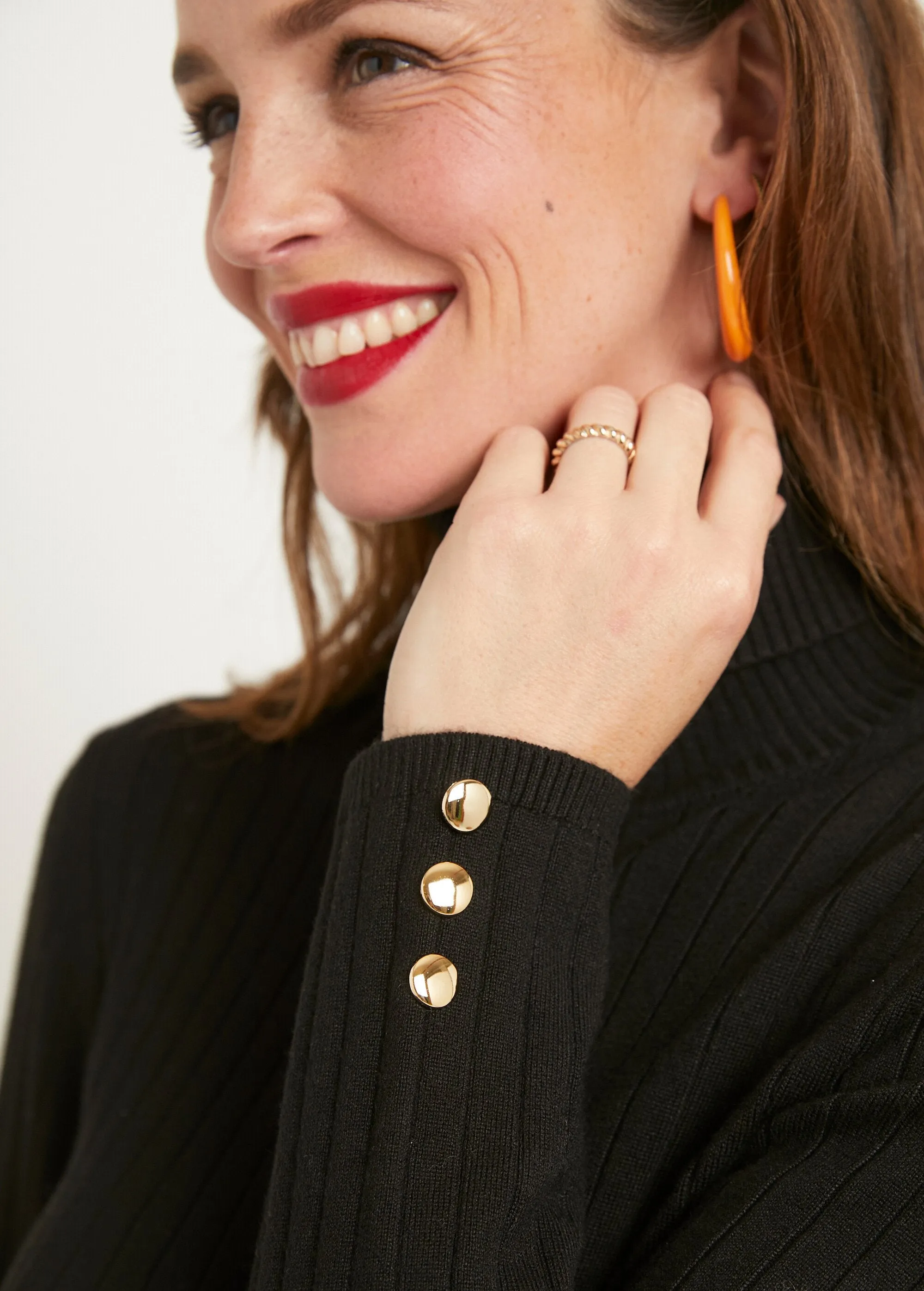 Soft ribbed short turtleneck flat ribbed sweater