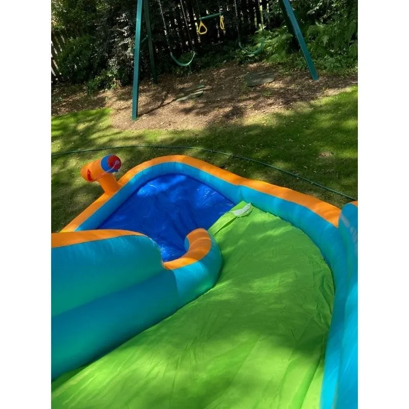 Splash Landing Residential Waterslide with Water Cannon