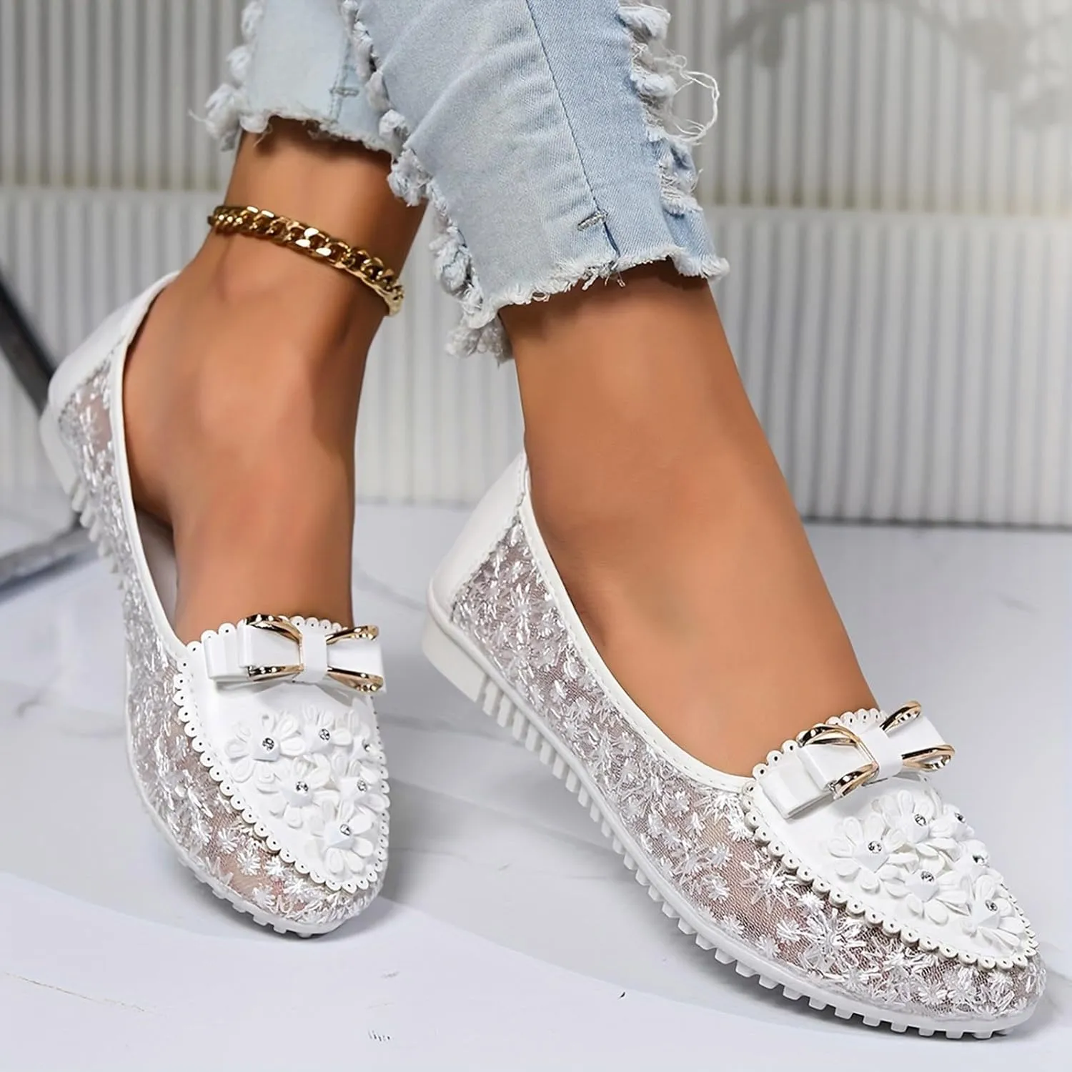 Summer Sandals for Women Women's Embroidery Lace Leather Flats Breathable Soft Sole Loafers Casual Ballet Shoes