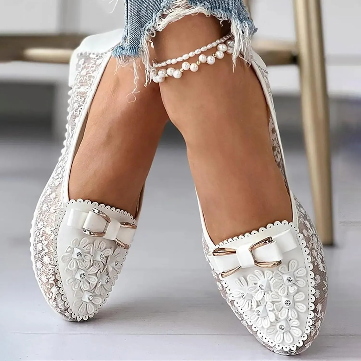 Summer Sandals for Women Women's Embroidery Lace Leather Flats Breathable Soft Sole Loafers Casual Ballet Shoes