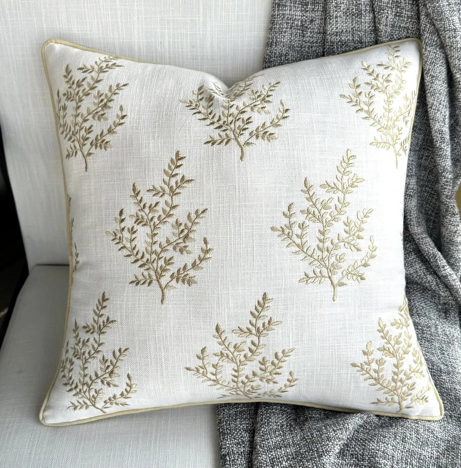 VAGMINE Embroidered Leaves Throw Pillow Cover - 20x20 Inches Square - 100% Cotton Ivory Cushion Cover - Delicate Leaf Stitchwork - Chic Home Accent for Sofa, Lounge, Rustic Farmhouse Décor