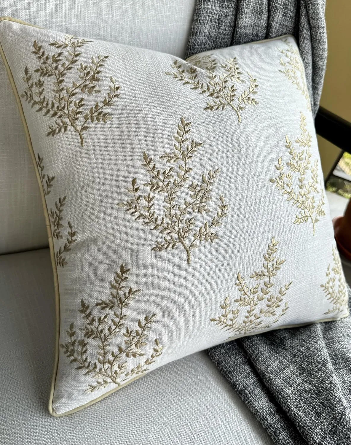 VAGMINE Embroidered Leaves Throw Pillow Cover - 20x20 Inches Square - 100% Cotton Ivory Cushion Cover - Delicate Leaf Stitchwork - Chic Home Accent for Sofa, Lounge, Rustic Farmhouse Décor
