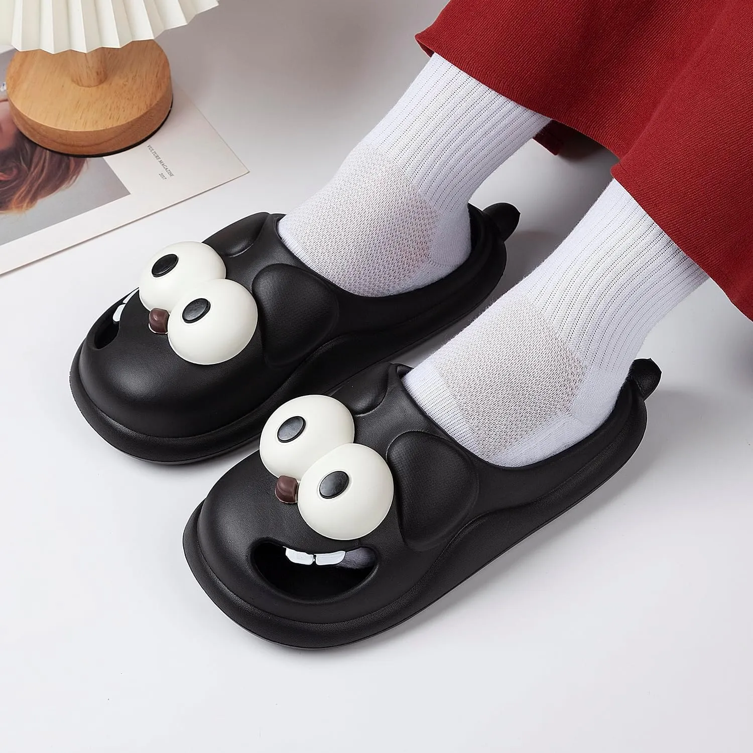 Women´s Cute Big Eyed Dog Slides, Anti-Slip Beach Pool Shower Shoes, Closed Toe Slide Sandals,with Cushioned Thick Sole,Funny EVA Sandals Indoor Outdoor