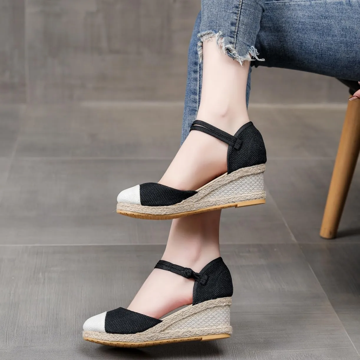 Women's Espadrilles Wedge Sandals Platform Closed Toe Ankle Strap Lace Up Summer Shoes Espadrille Heels Wedges for Women Bohemian Canvas